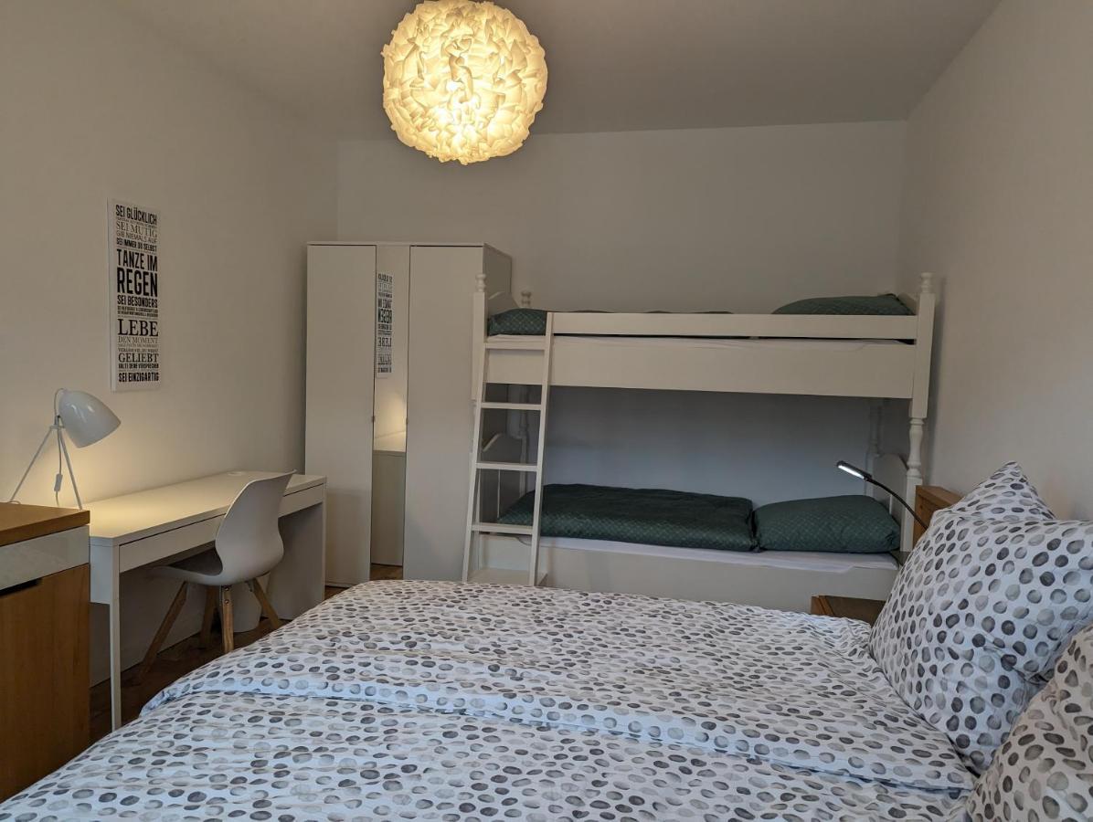 Saxonia De Luxe: Modern 2-Room Apartment with Parking in Chemnitz Exterior photo