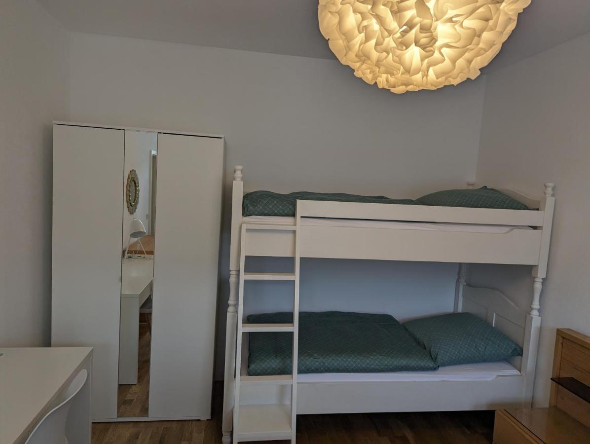 Saxonia De Luxe: Modern 2-Room Apartment with Parking in Chemnitz Exterior photo
